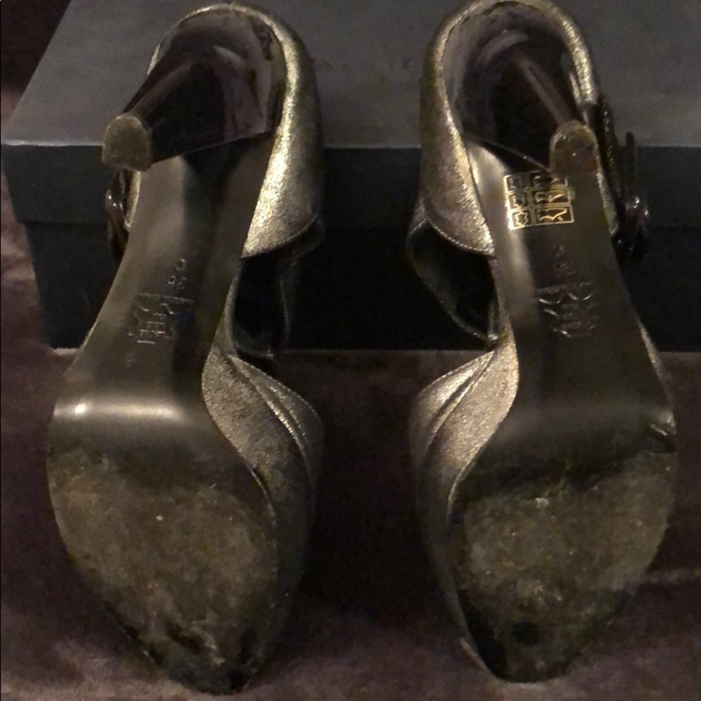 Shoes - Picture 5 of 5